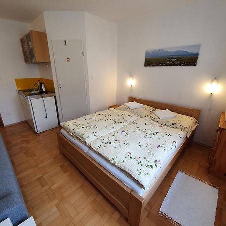 Zlty Dom Vrbov Leilighet Eksteriør bilde
